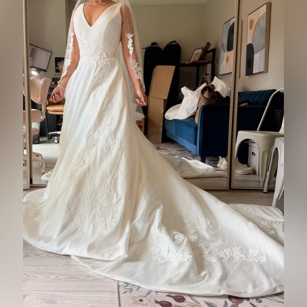 Justin Alexander NWT IDONIA size 4 unworn, unaltered. - Picture 7 of 15